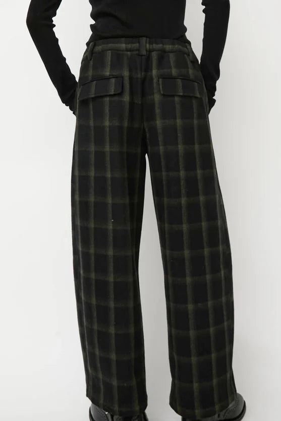 No. 6 Store – Justin Pant in Black Olive Plaid