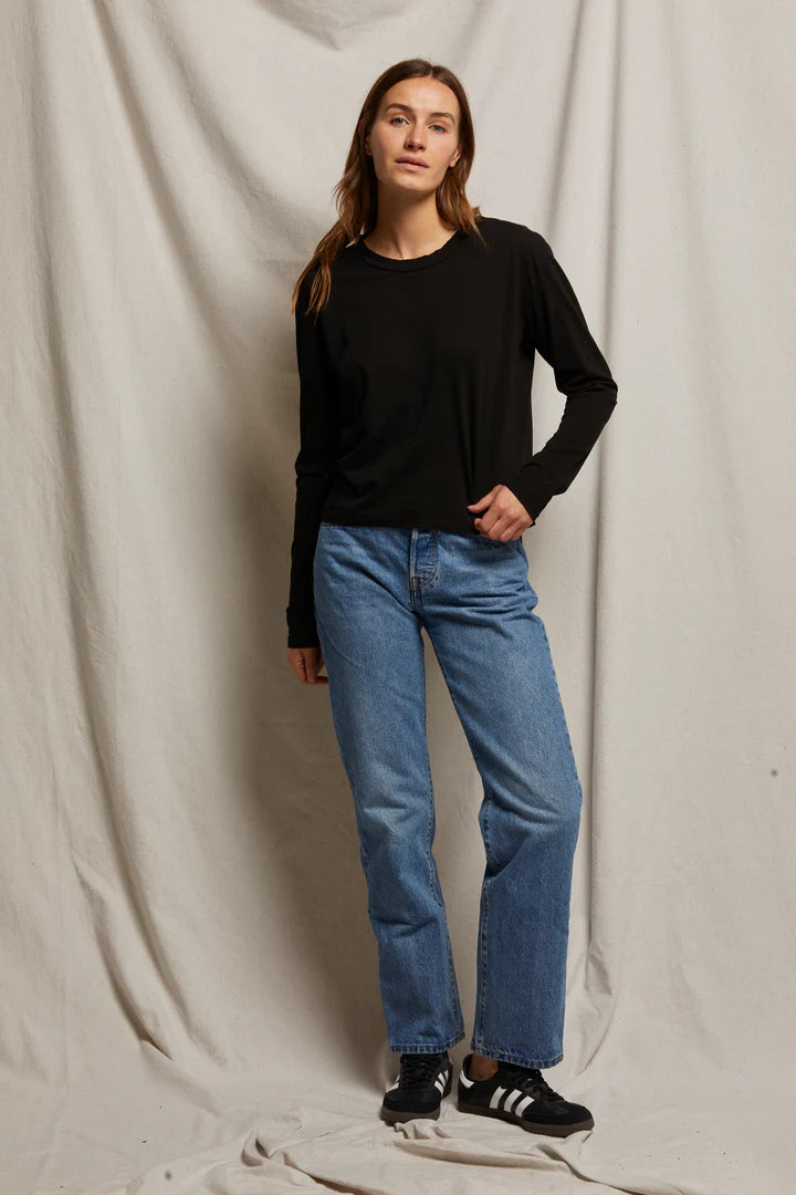 Perfect White Tee - Axel Long Sleeve in True Black