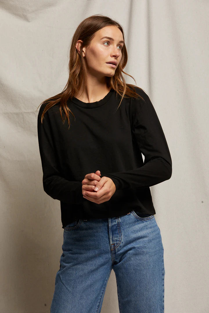 Perfect White Tee - Axel Long Sleeve in True Black