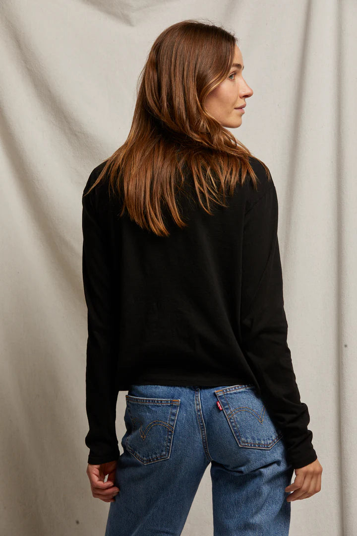 Perfect White Tee - Axel Long Sleeve in True Black