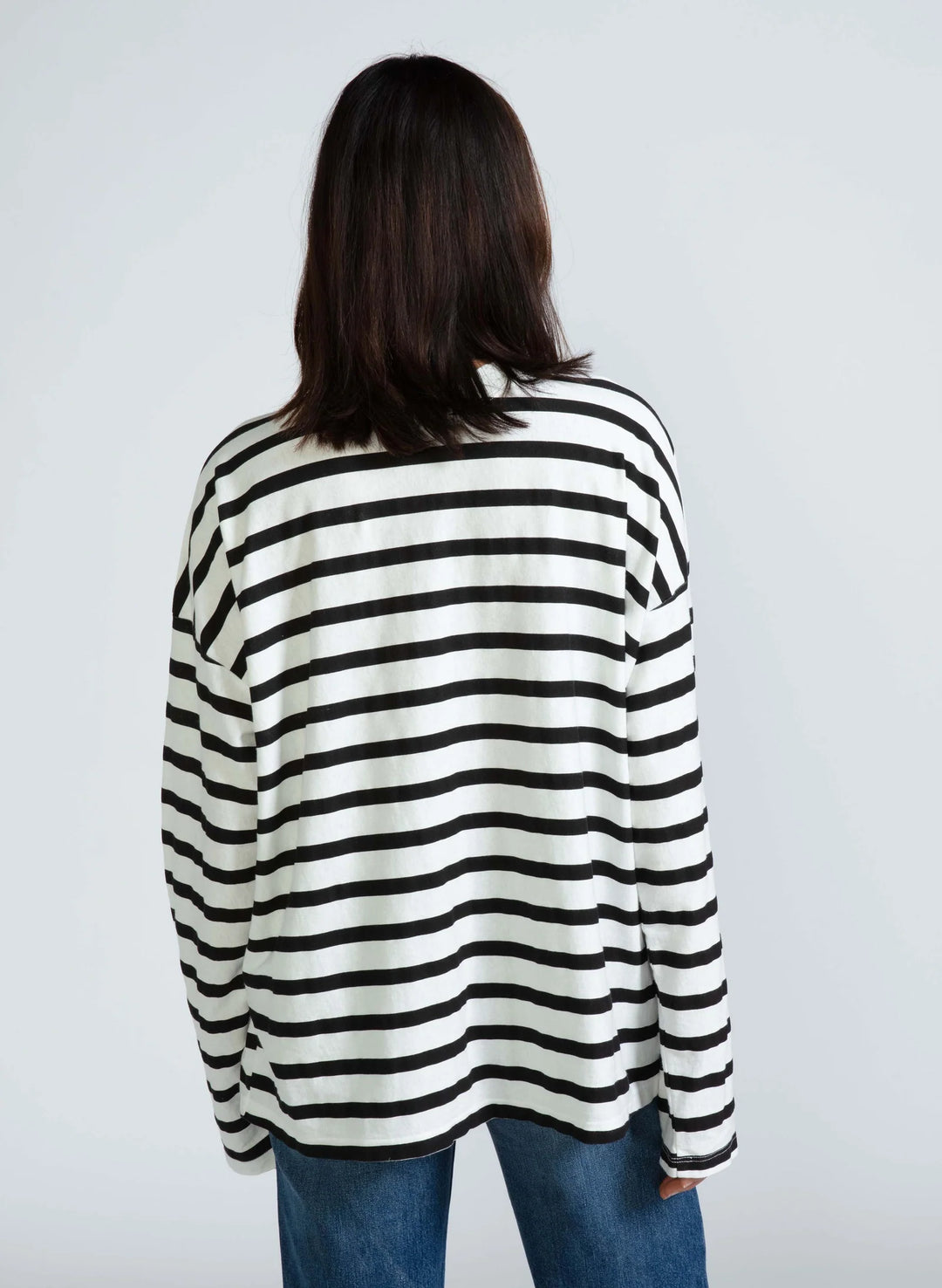 ASKK NY – Printed Long Sleeve Tee in Thin White Stripe