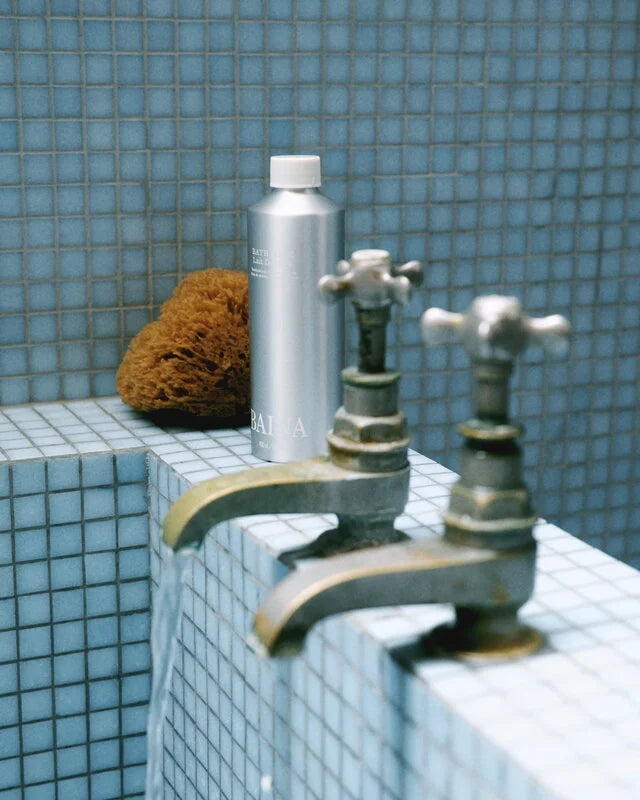 BAINA – Bath Milk in Ebon Veil