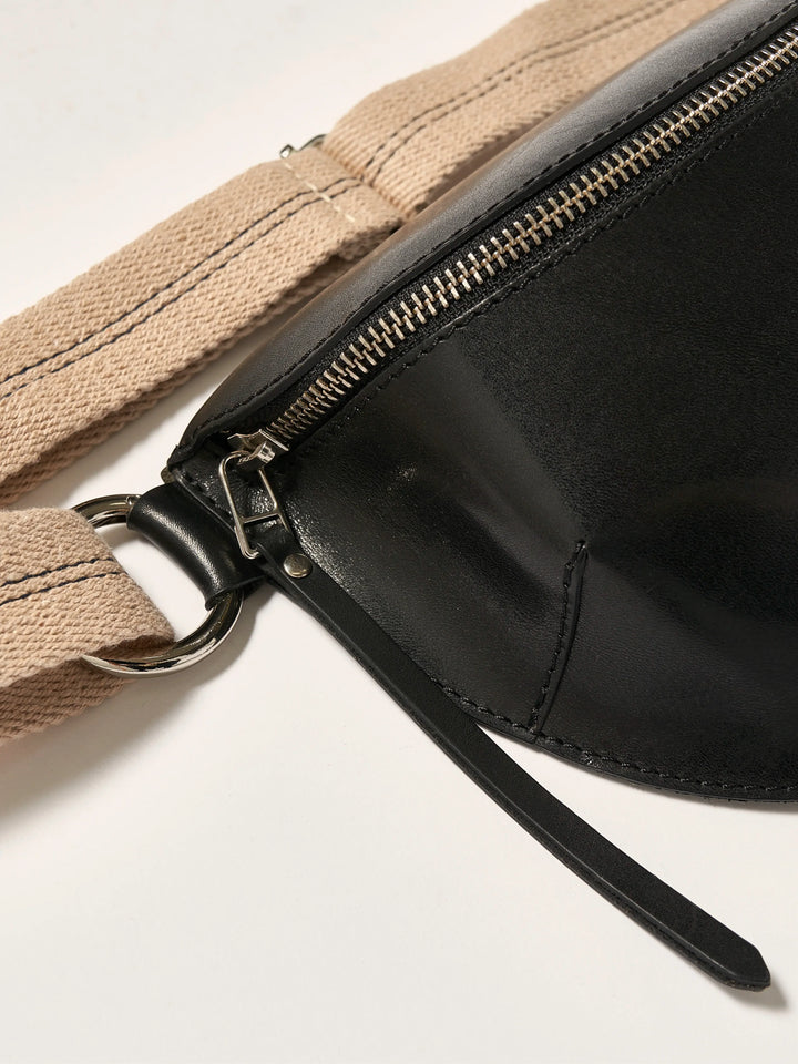 Bellerose – Rosie Sling Bag in Black