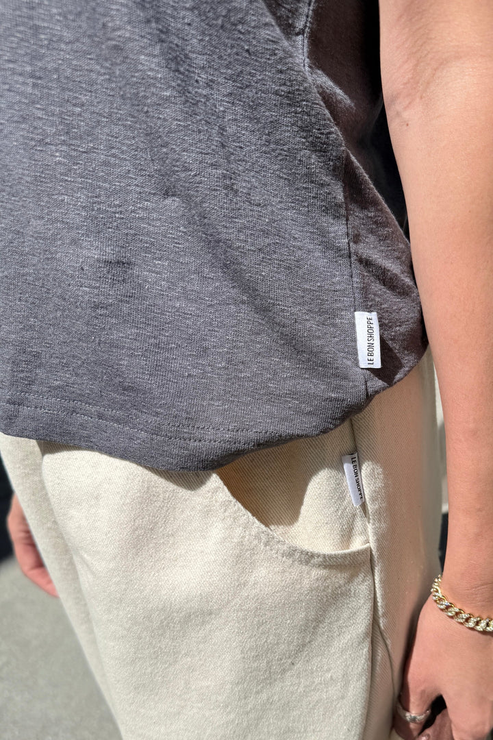 Le Bon Shoppe - Bo Linen Blend Tee in Charcoal