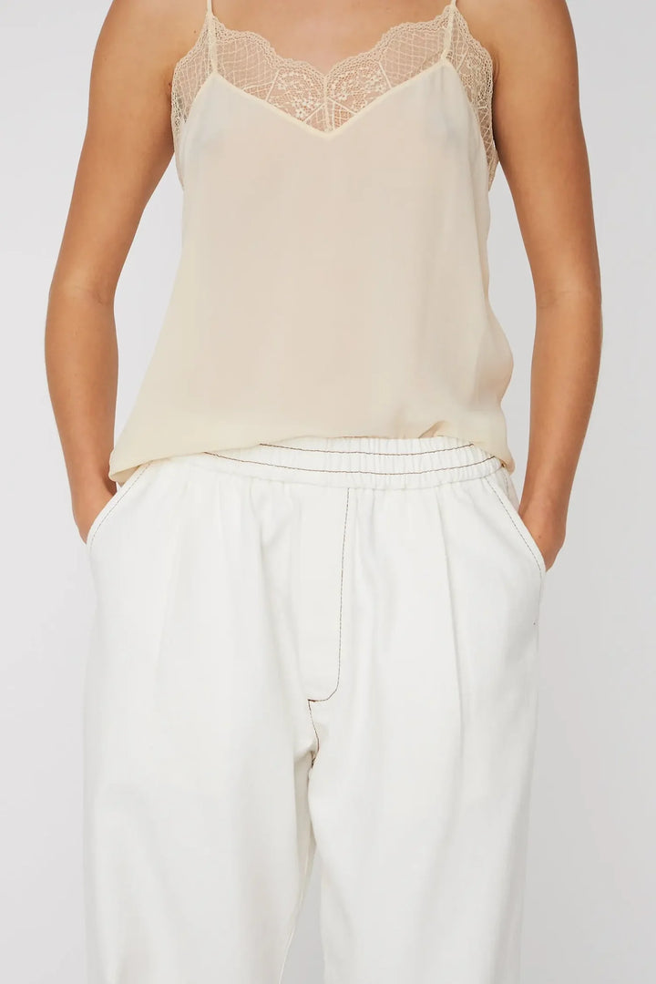 Stella Nova – Carrot Shape Pants in White