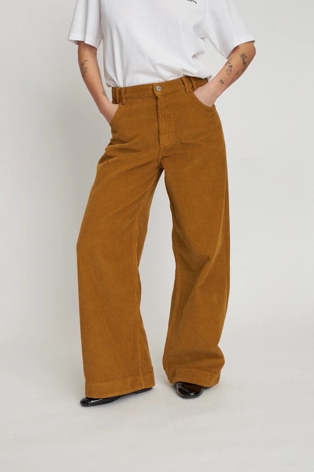 Stella Nova – Corduroy Pant