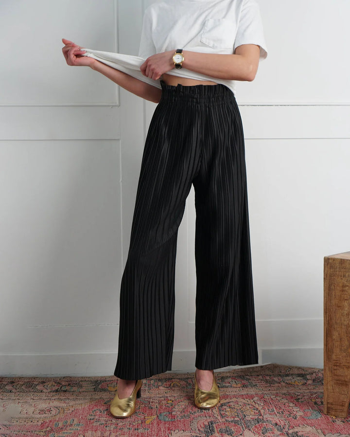 Proche - Pleated Sadie Pant in Black