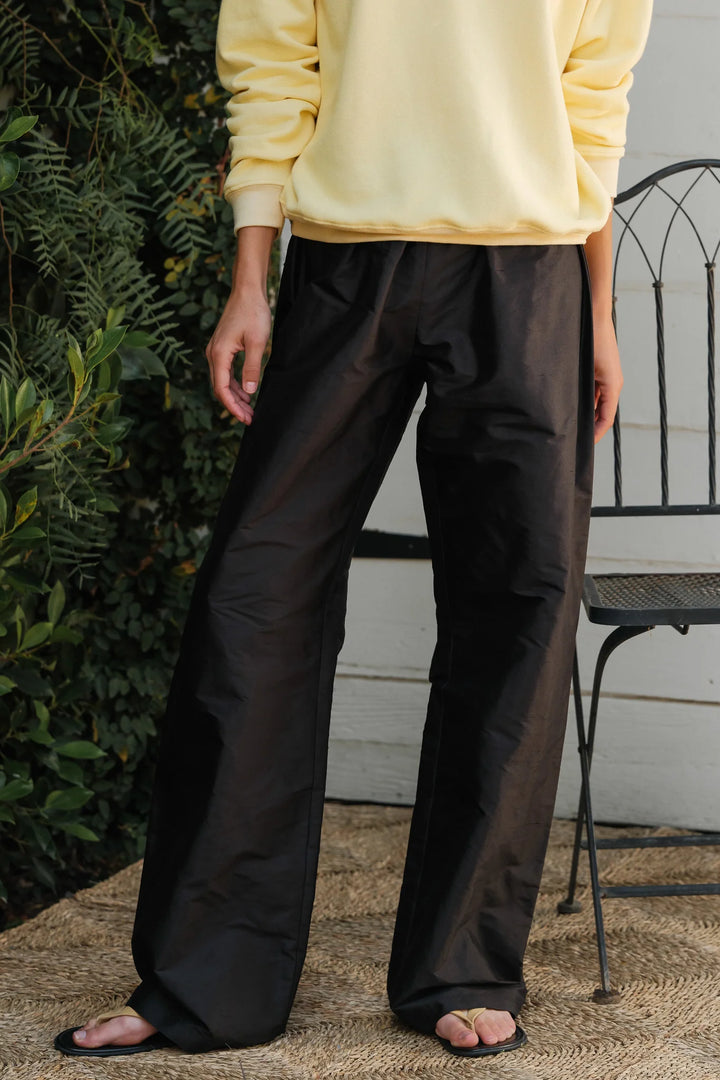 Donni – Taffeta Simple Pant in Jet