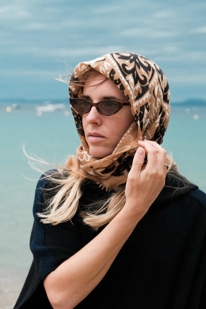 Maison Lecomte Flament – Cashmere Bandana in Camel