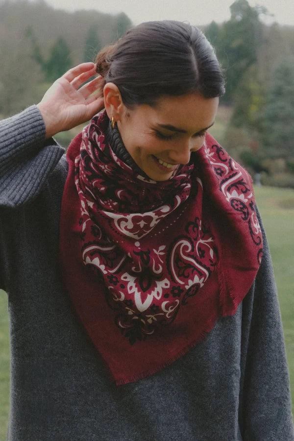 Maison Lecomte Flament – Wool Cashmere Bandana in Burgundy