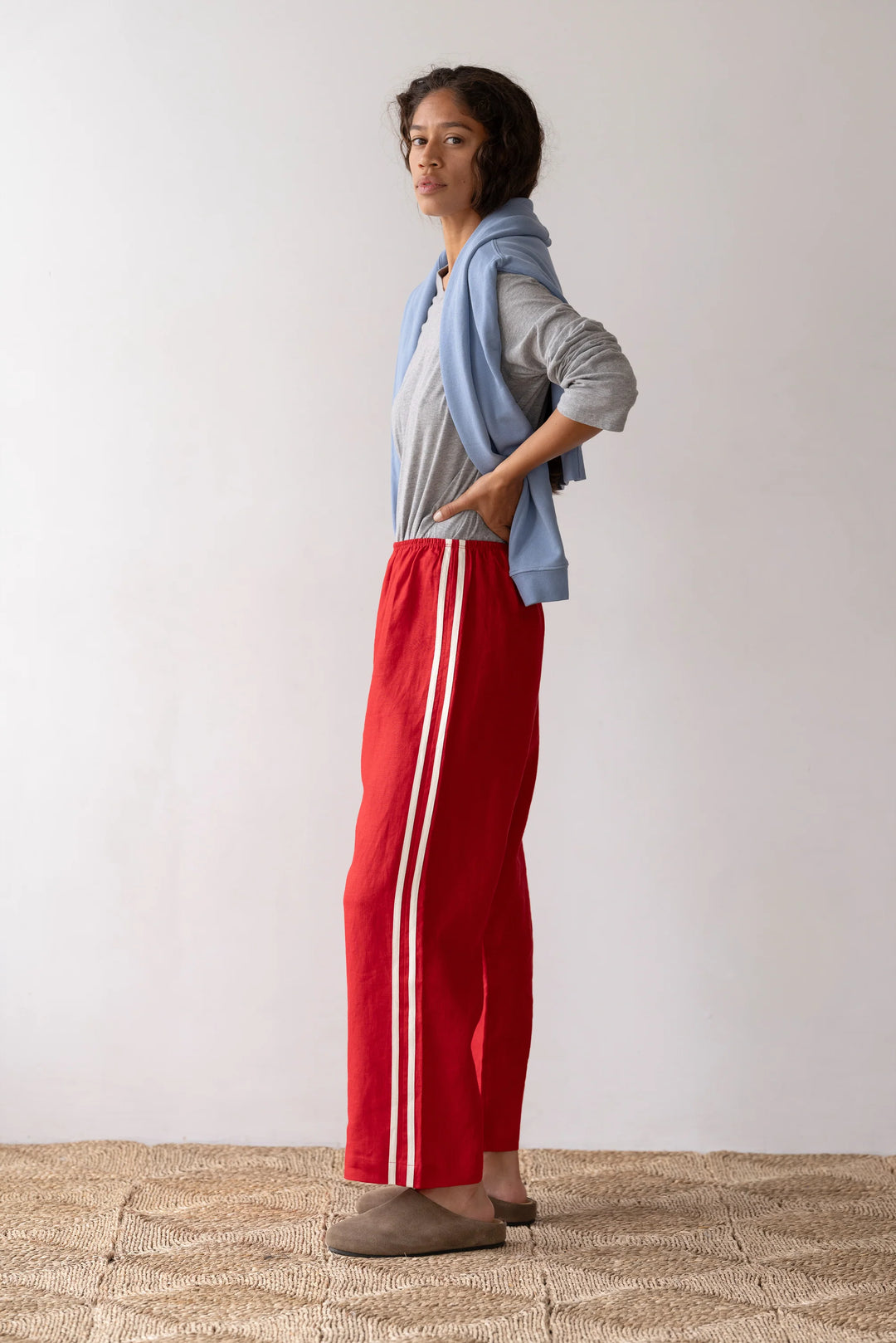 Donni – Linen Stripe Crop Racer Pant in Bell Pepper