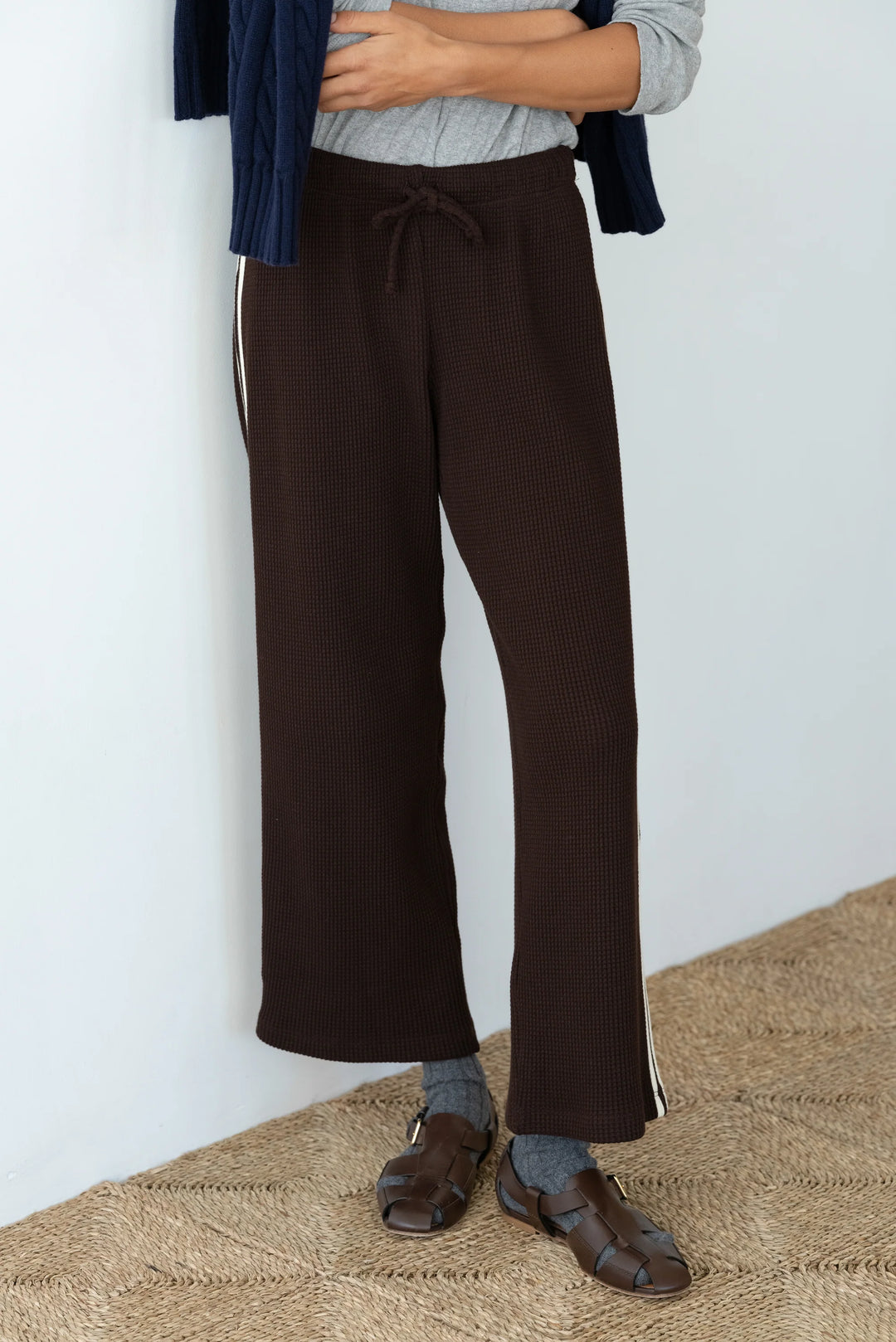 Donni – Thermal Crop Stripe Pant in Espresso