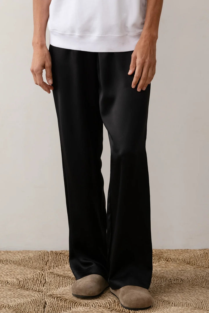 Donni – Silk Simple Pant in Jet