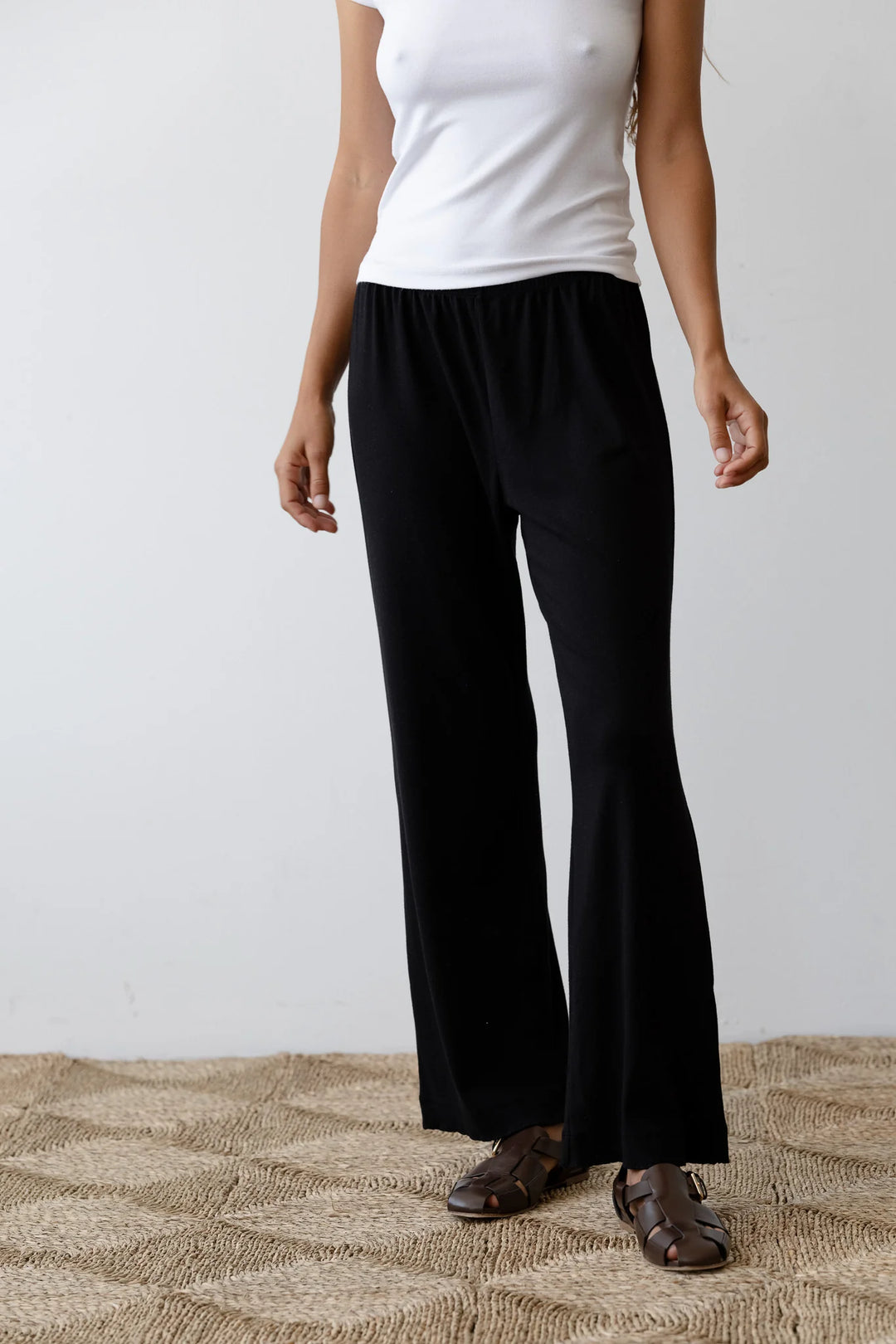 Donni – Baby Rib Scallop Pant in Jet