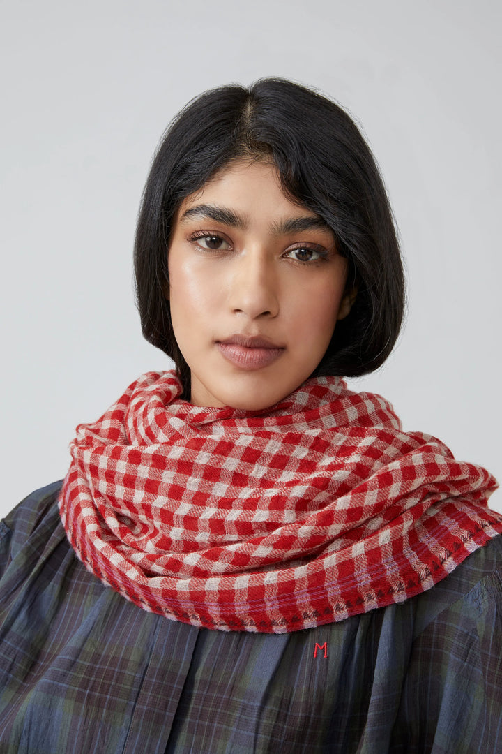 Moismont – Scarf No. 693 in Lipstick