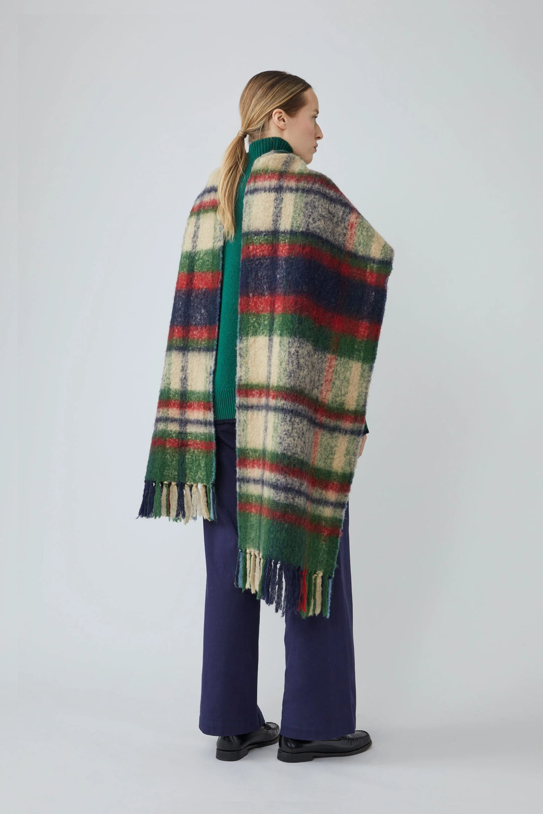 Moismont – Scarf No. 760 in British Green