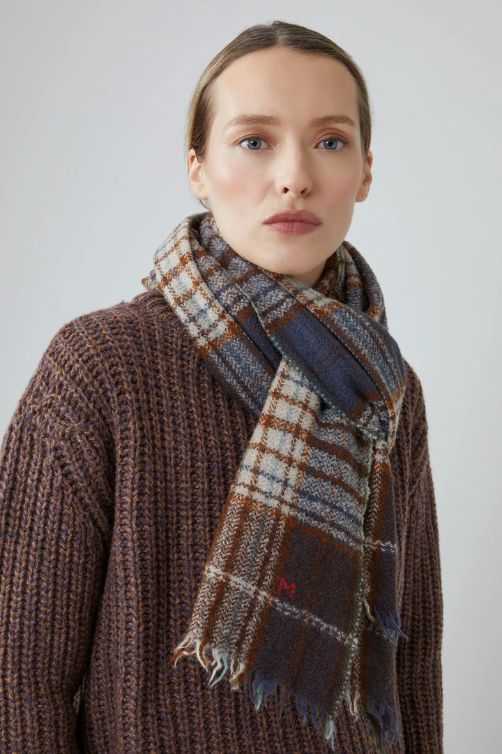 Moismont – Scarf No. 803 in Slate Grey