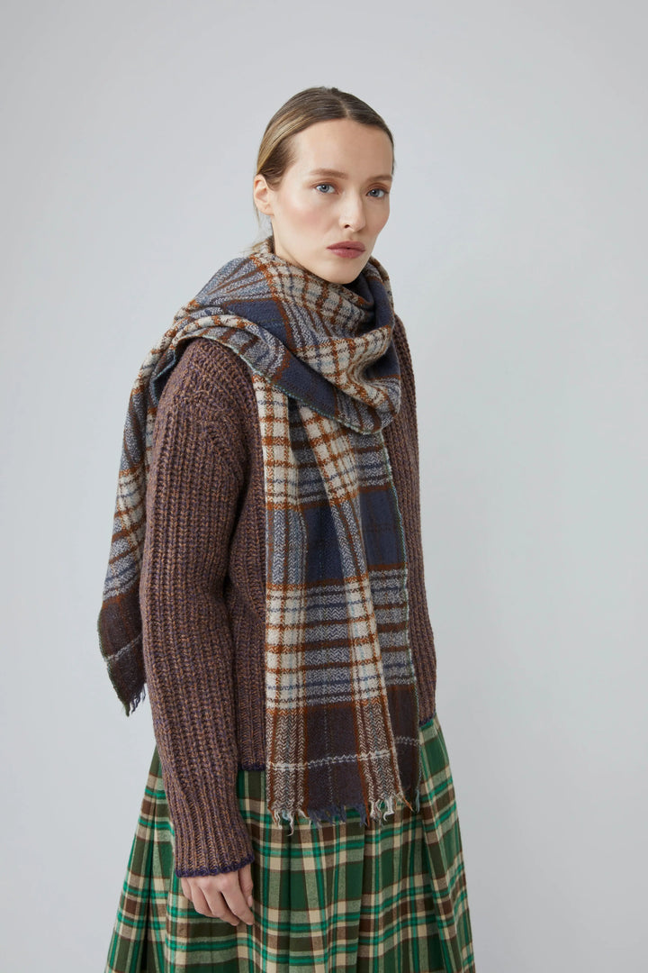 Moismont – Scarf No. 803 in Slate Grey