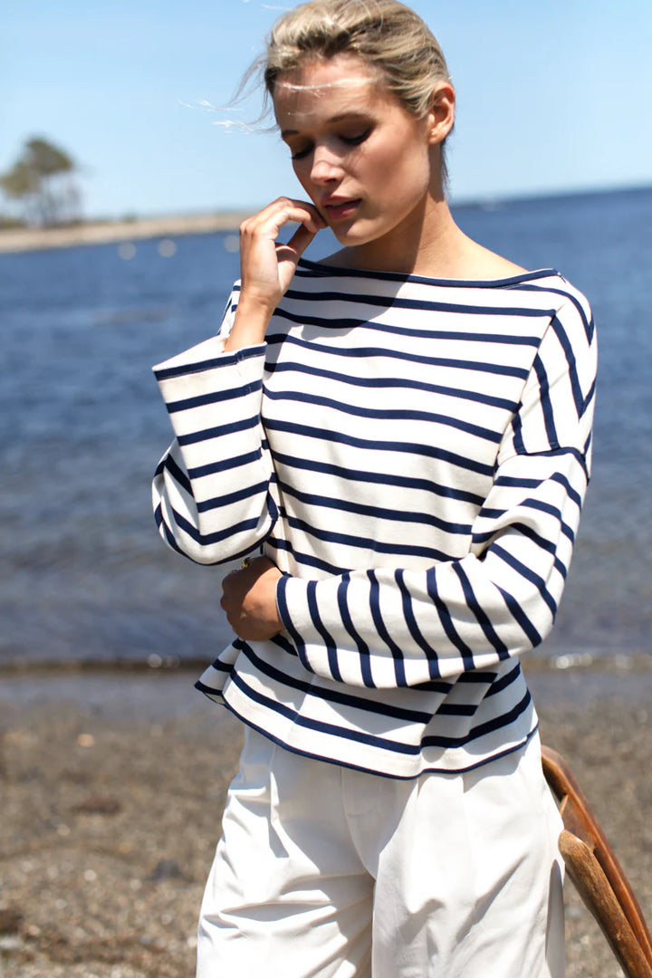 Emerson Fry - Bateau Top in Navy Stripe
