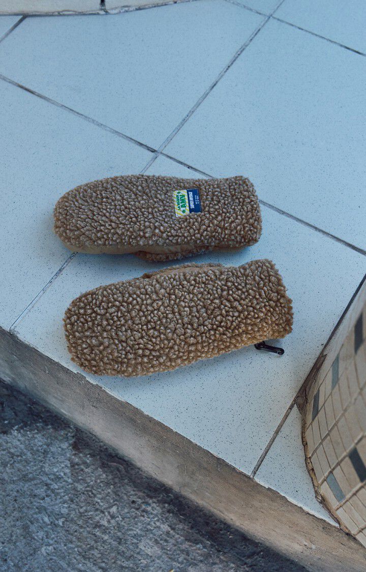 American Vintage – Hoktown Mittens in Muscadine