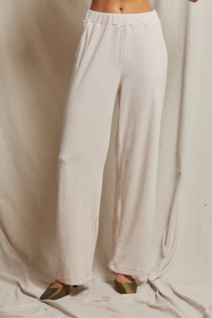 Perfect White Tee – Holly Velour Wide-Leg Sweatpants in Sugar