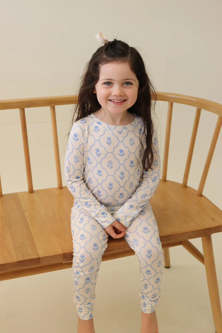 Honeycomb Goods - Two Piece Pajama Set in Dutch Floral