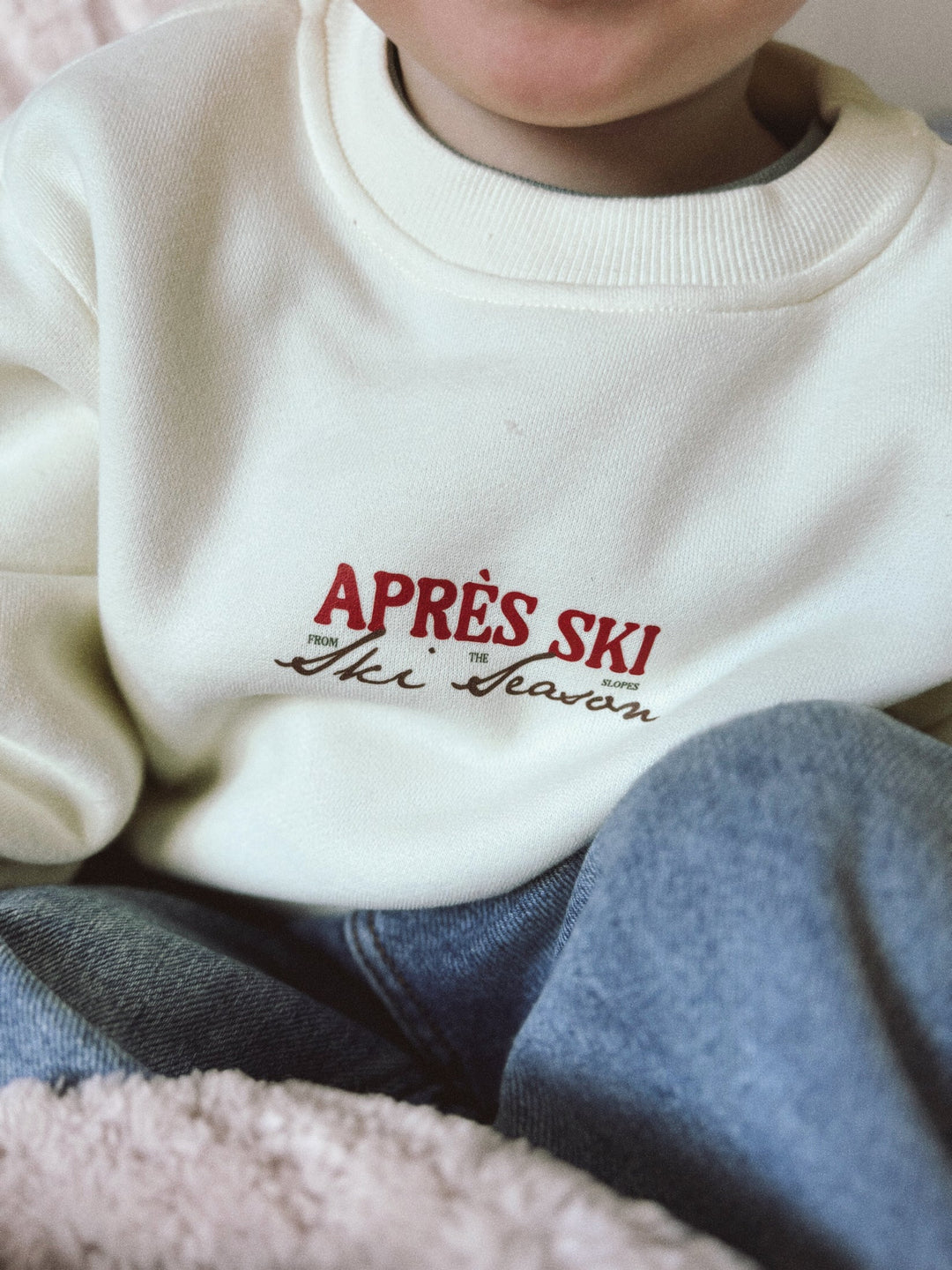 Simply Extra Jordanary – Apres Ski Sweatshirt