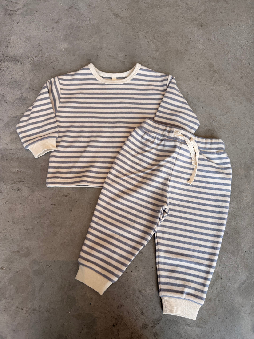 Quincy Mae –Cozy Set in Slate Stripe