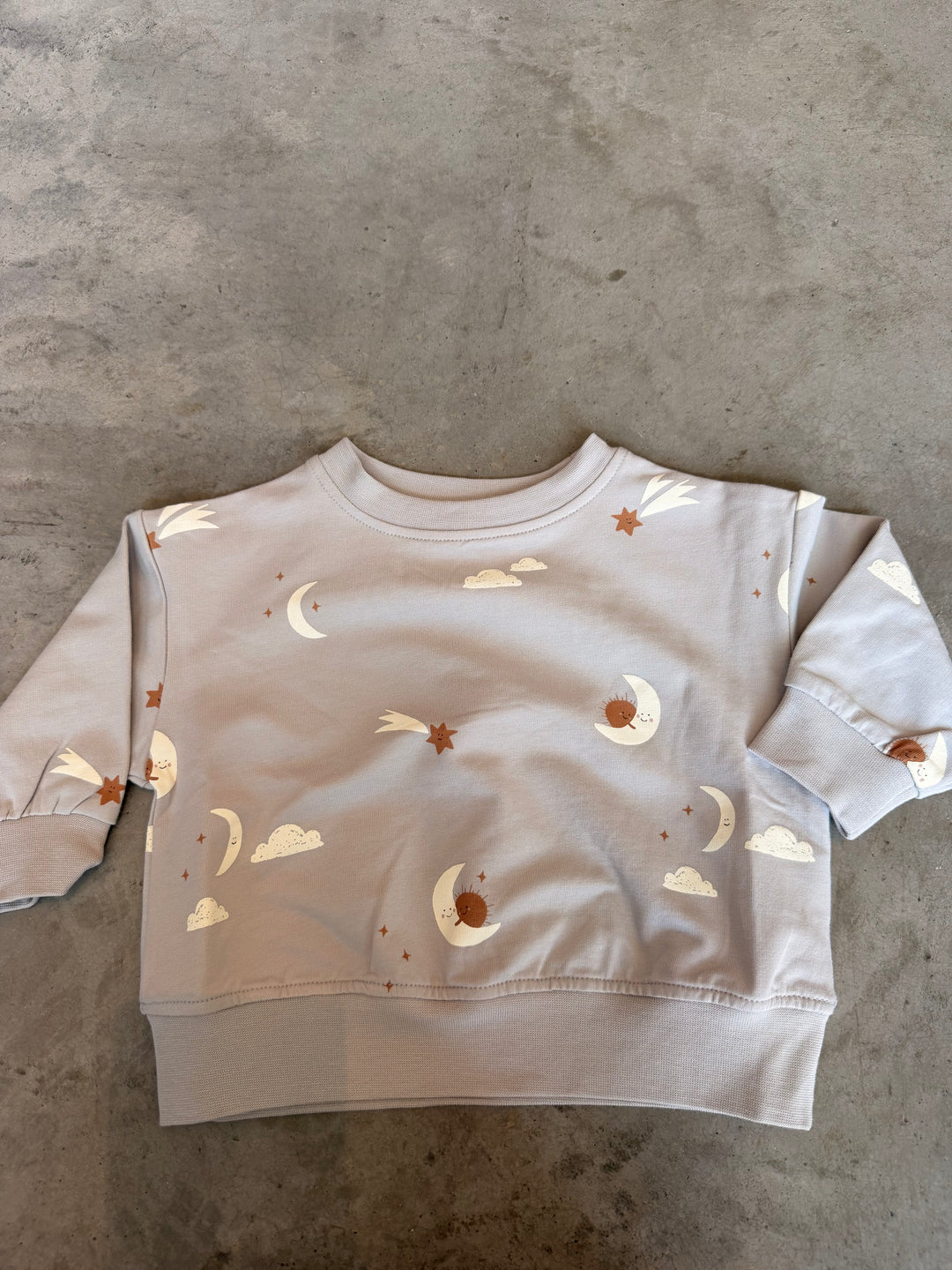 Quincy Mae – Relaxed Sweatshirt in Sky Friends