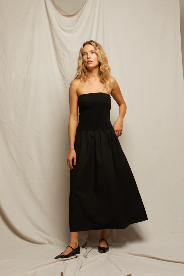 Perfect White Tee - Kai Woven Poplin Strapless Dress in True Black