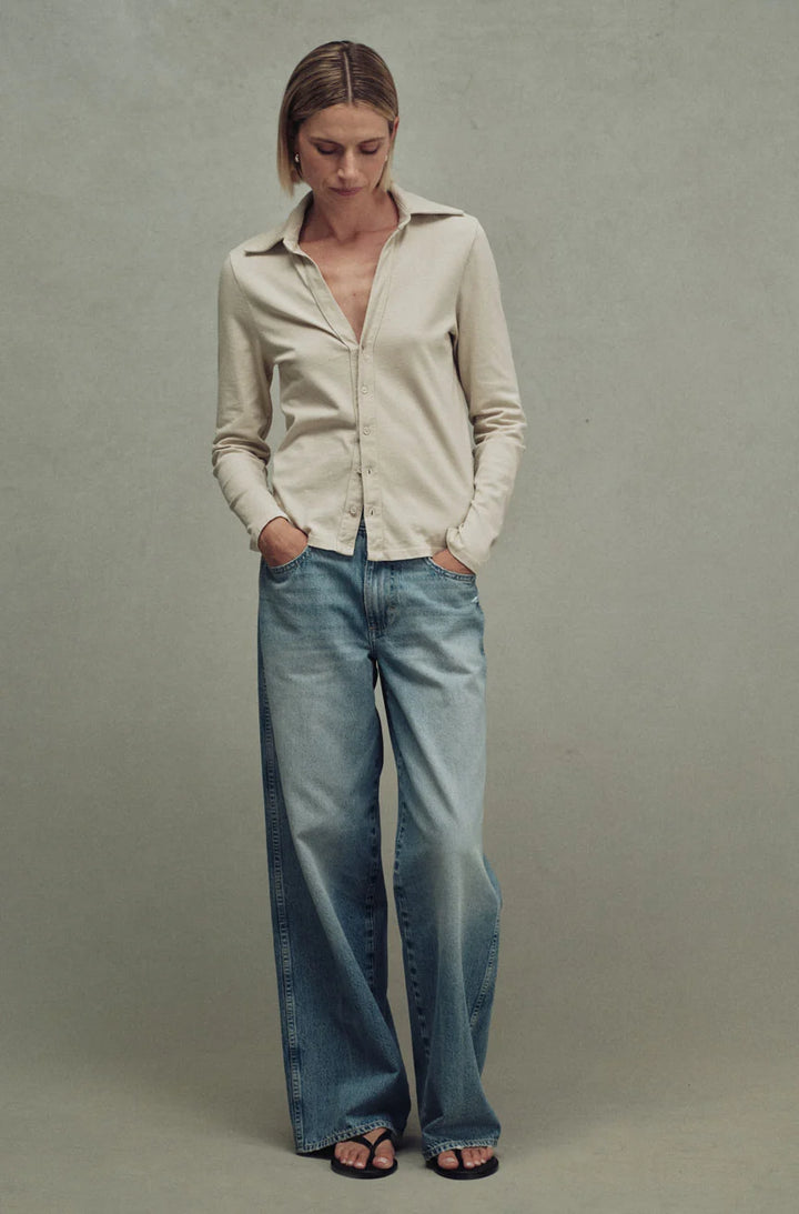 AMO Denim – Kira in Drift