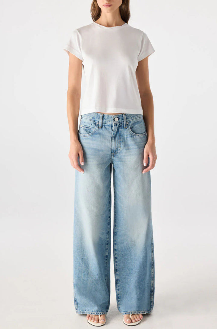 AMO Denim – Kira in Drift