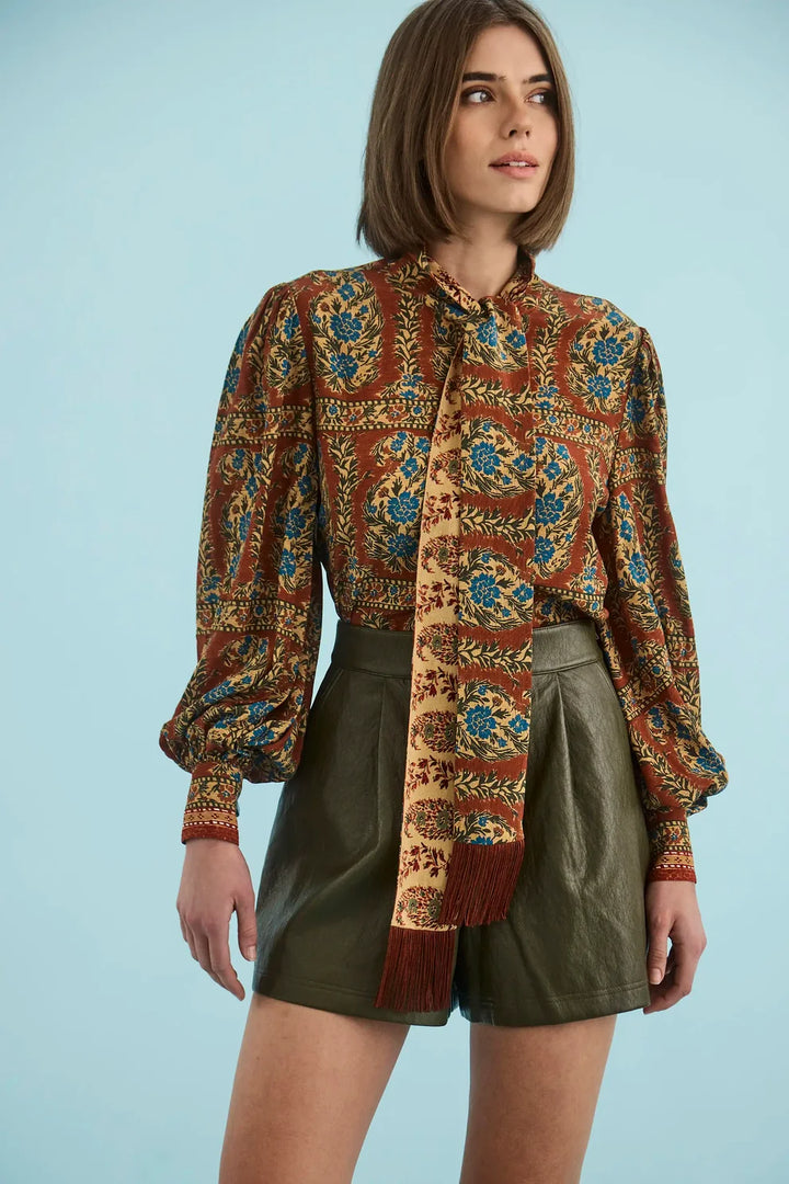 Hunter Bell – Karis Blouse in Amber Glen Brown
