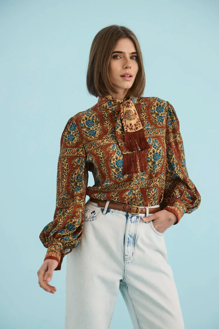 Hunter Bell – Karis Blouse in Amber Glen Brown