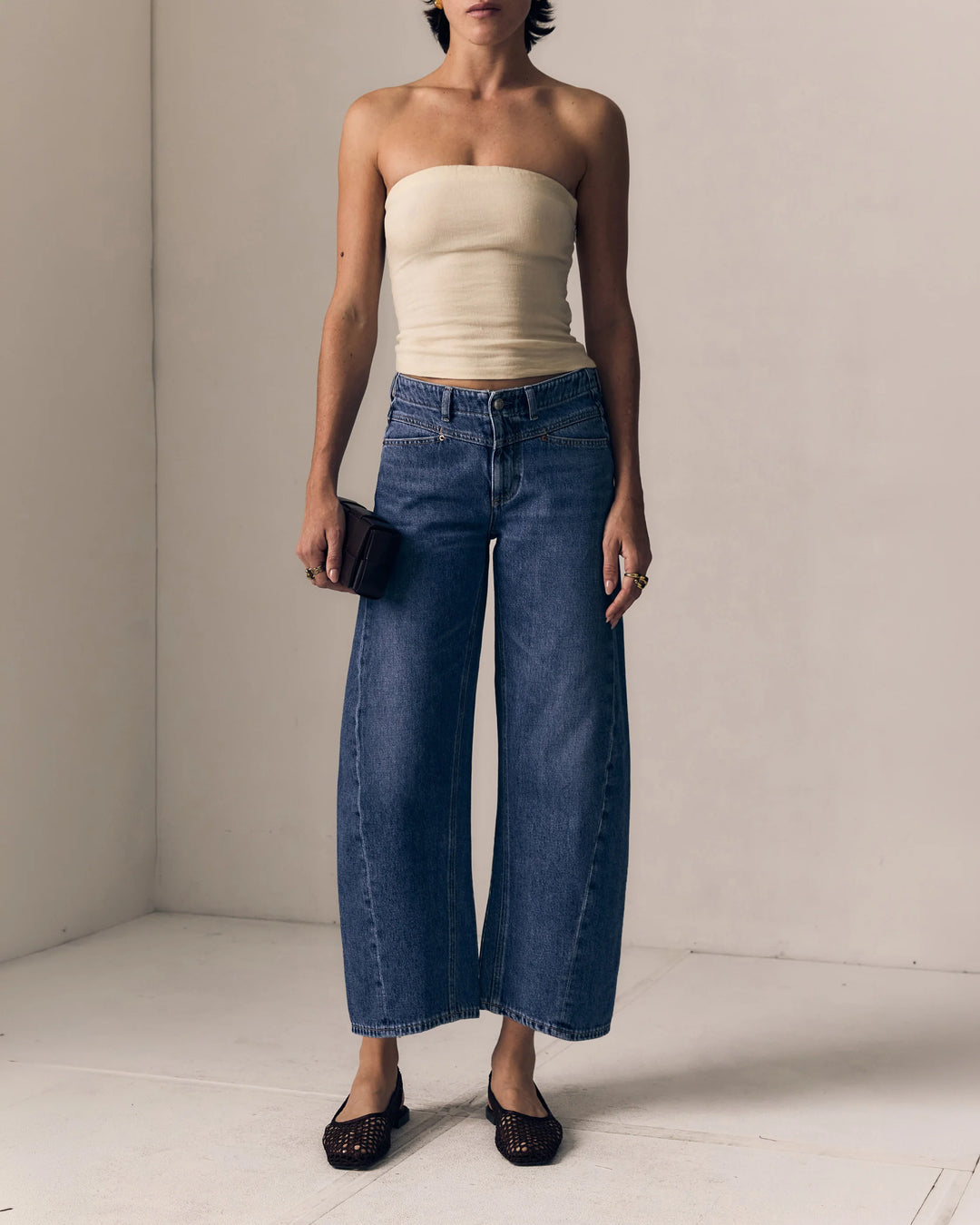 Le Jean - Selena Crop Mid-Rise Jeans in Indigo Bloom