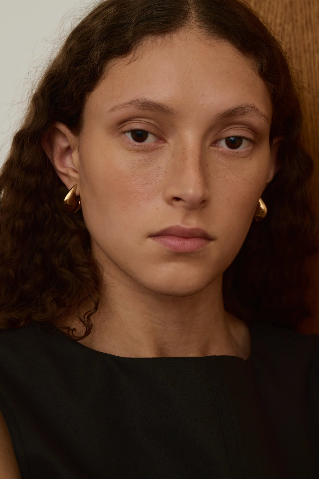 Soeur – Moon Mini Earrings in Gold