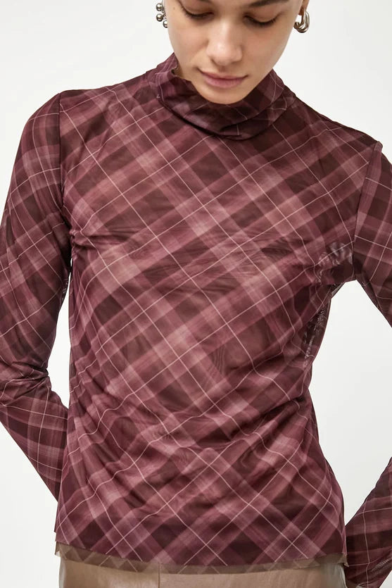 No. 6 Store – Lennon Turtleneck Top in Plum Plaid