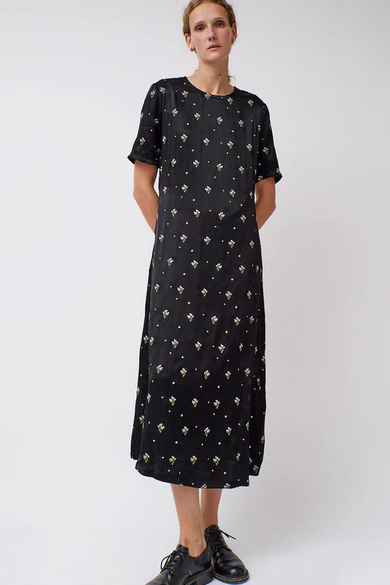 No. 6 Store – Lola Dress in Black Embroidered