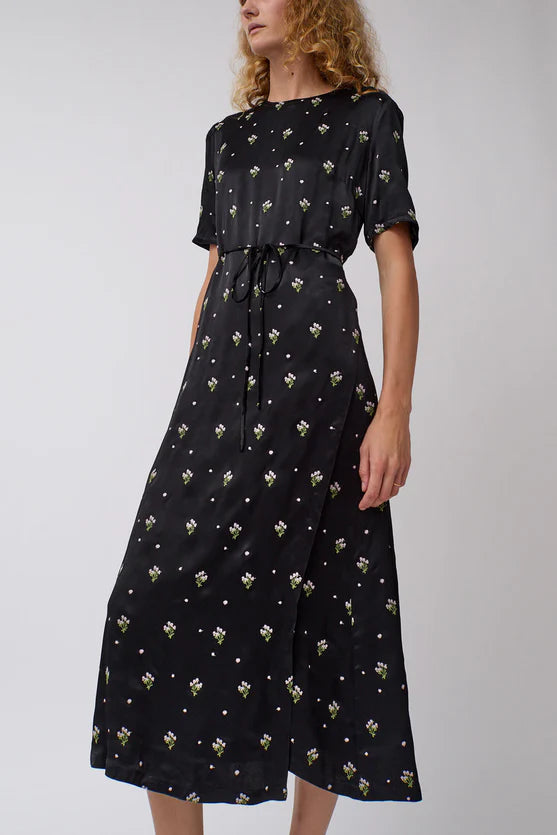 No. 6 Store – Lola Dress in Black Embroidered