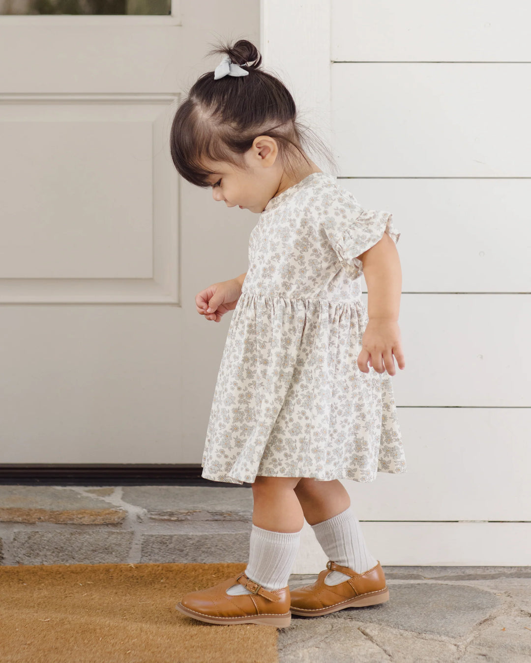 Quincy Mae – Bamboo Babydoll Dress in Blue Floral