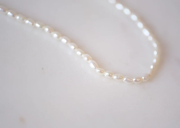 Gjenmi - Pearl Rice Necklace
