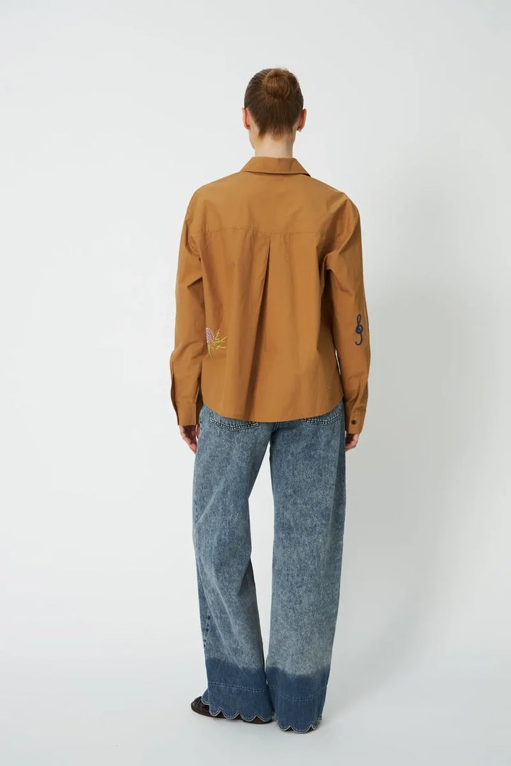 Stella Nova – Small Embroidery Shirt in Khaki