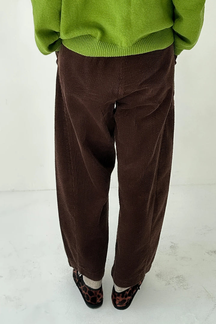 Le Bon Shoppe - Arc Soft Corduroy Pants in Brown
