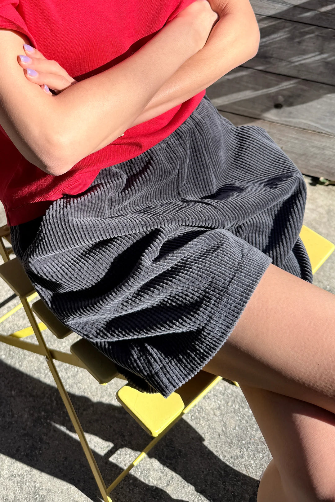 Le Bon Shoppe - City Shorts in Soft Corduroy Charcoal