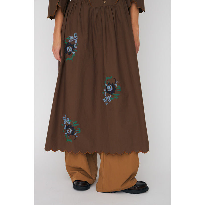 Stella Nova – Embroidered Loose Midi Dress