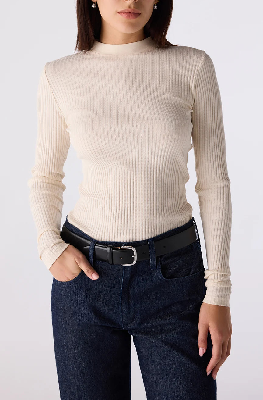 AMO – Ruthie Long Sleeve Tee in Bone
