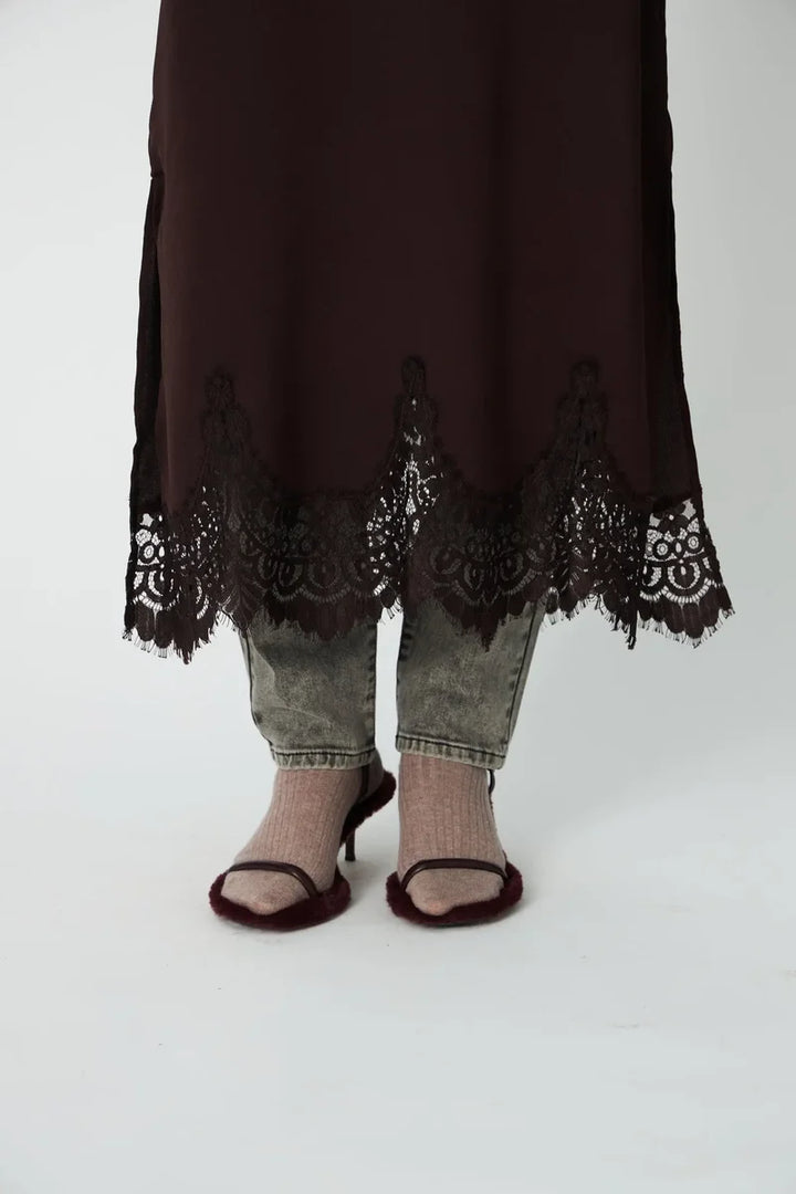 Stella Nova – Underlayer Lace Dress in Dark Brown
