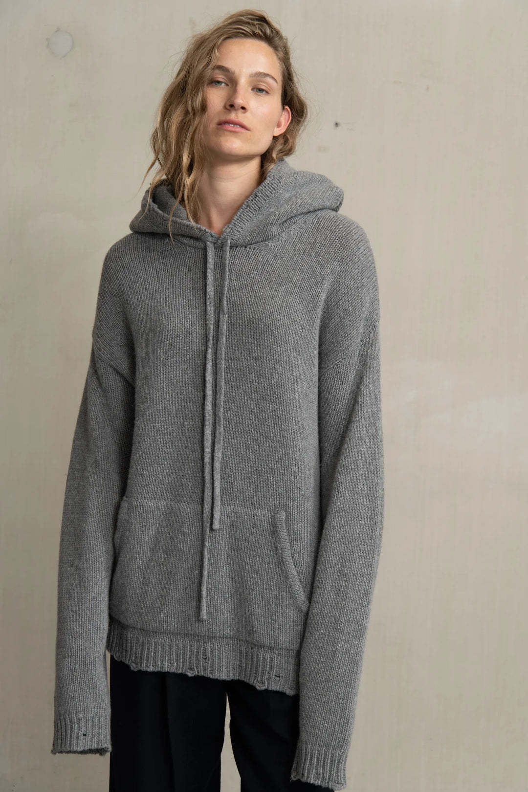 Humanoid – Willy Wool Cashmere Hooded Sweater in Grey