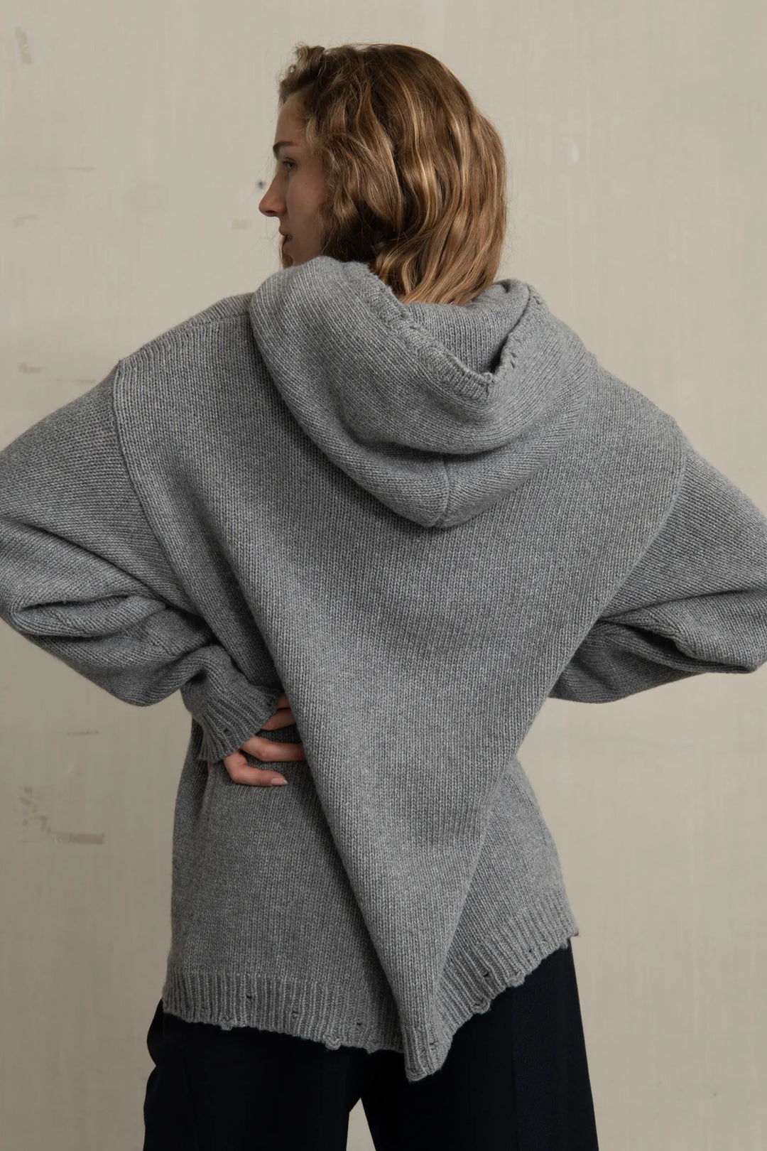 Humanoid – Willy Wool Cashmere Hooded Sweater in Grey