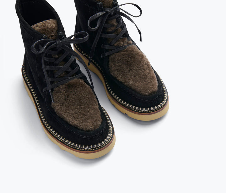 Freda Salvador – Winnie Moccasin Boot in Shadow Suede with Shearling